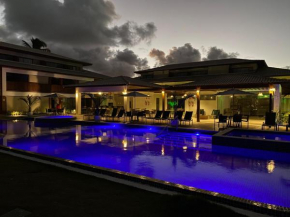 Village em Itacimirim pé na areia